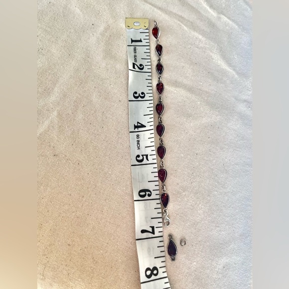 Red Amber bracelet - Picture 3 of 5